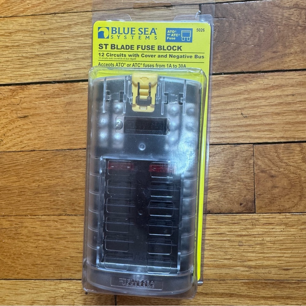 Blue Sea Systems - ST Blade Fuse Block - 12 Circuits With Cover And Negative Bus